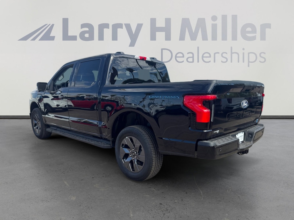 New 2025 Ford F-150 Lightning Flash TRUCK