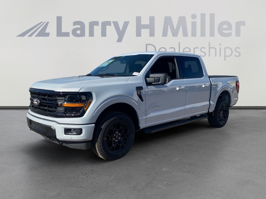 New 2025 Ford F-150 XLT Truck SuperCrew Cab