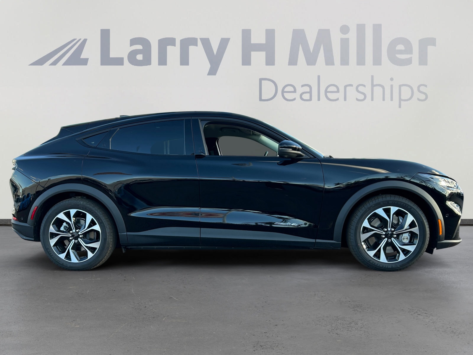 2024 Ford Mustang Mach-E Select - Photo 7