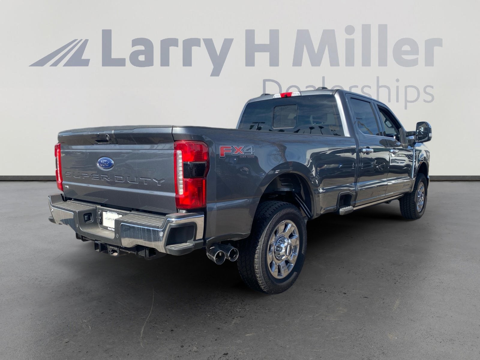 2025 Ford F-350 Super Duty Lariat - Photo 6