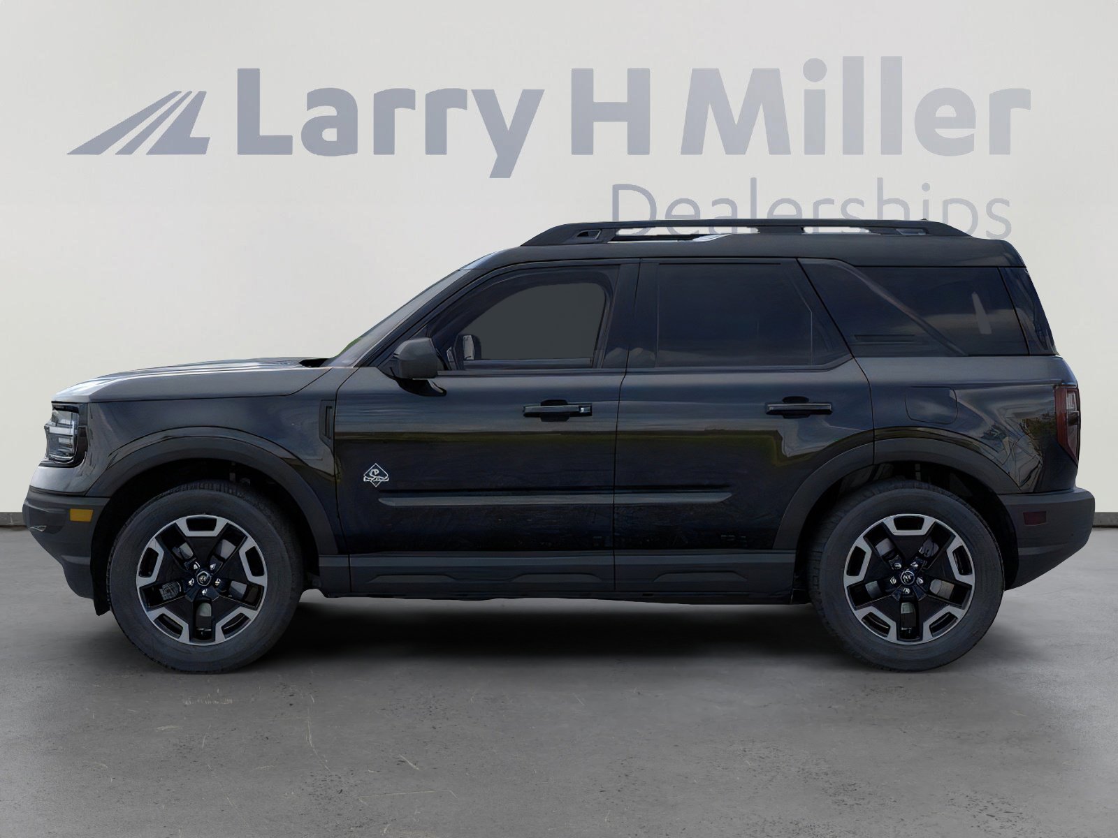 2024 Ford Bronco Sport Outer Banks photo 3