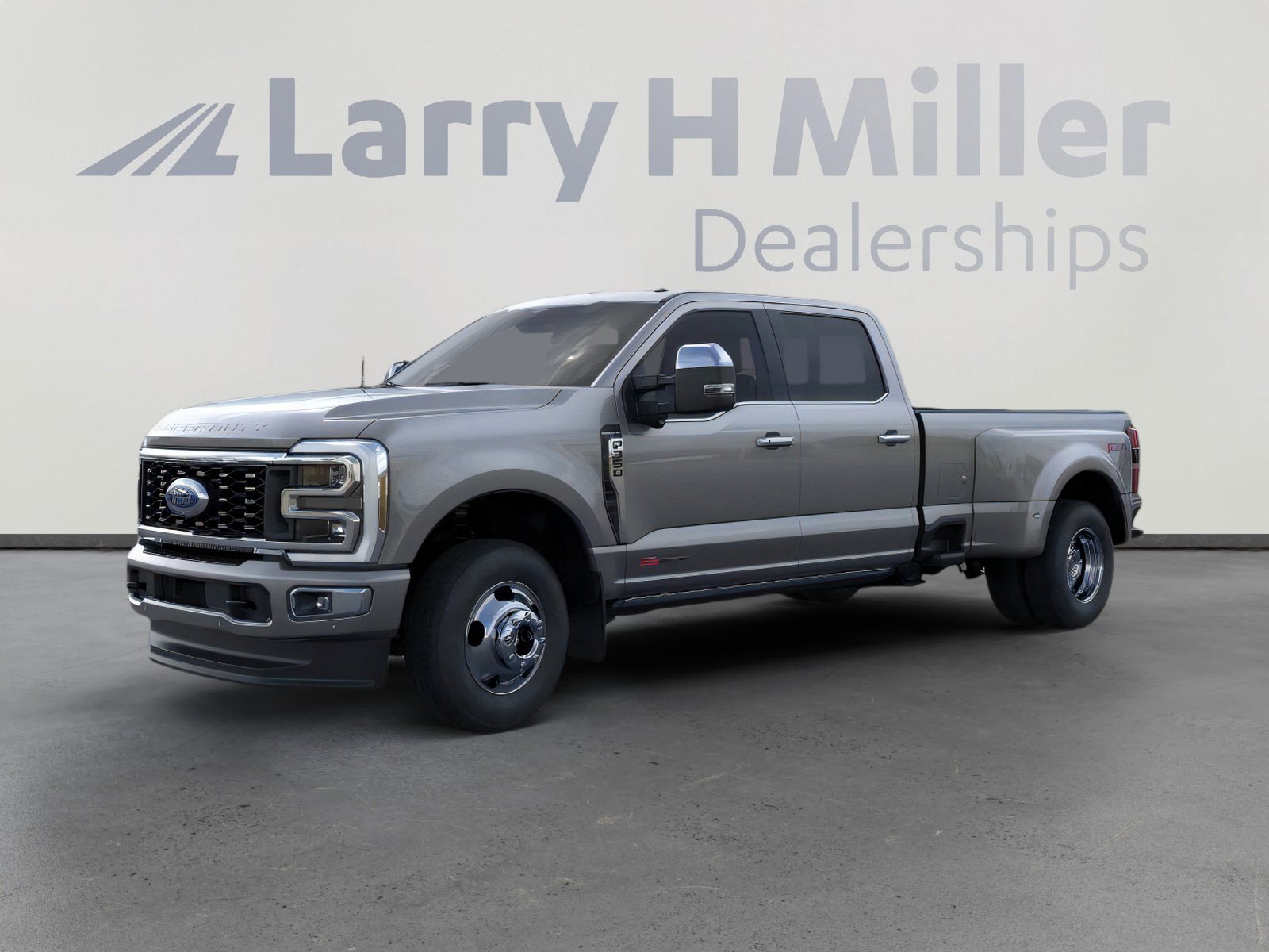 2026 Ford F-350 Platinum 4x4 Crew Cab 8' Box DRW's photo