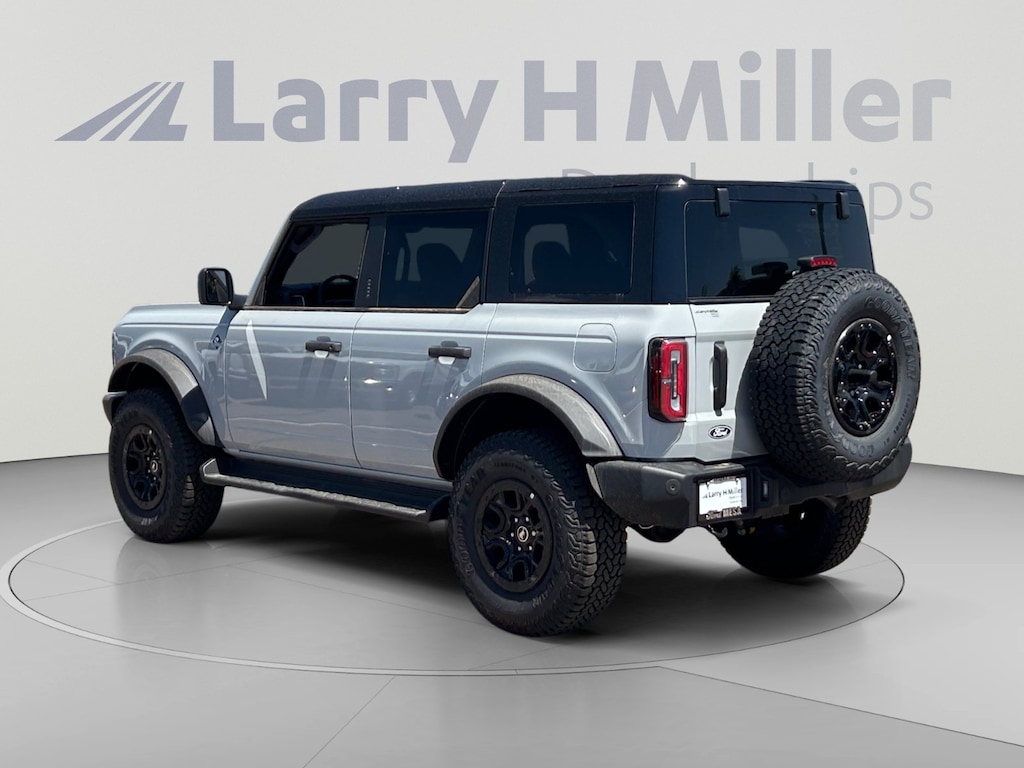 New 2026 Ford Bronco Outer Banks SUV