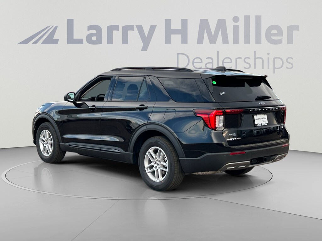 New 2026 Ford Explorer Active SUV