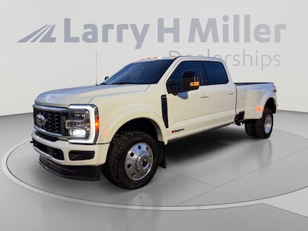 2026 Ford Super Duty F-450 DRW Platinum Truck Crew Cab