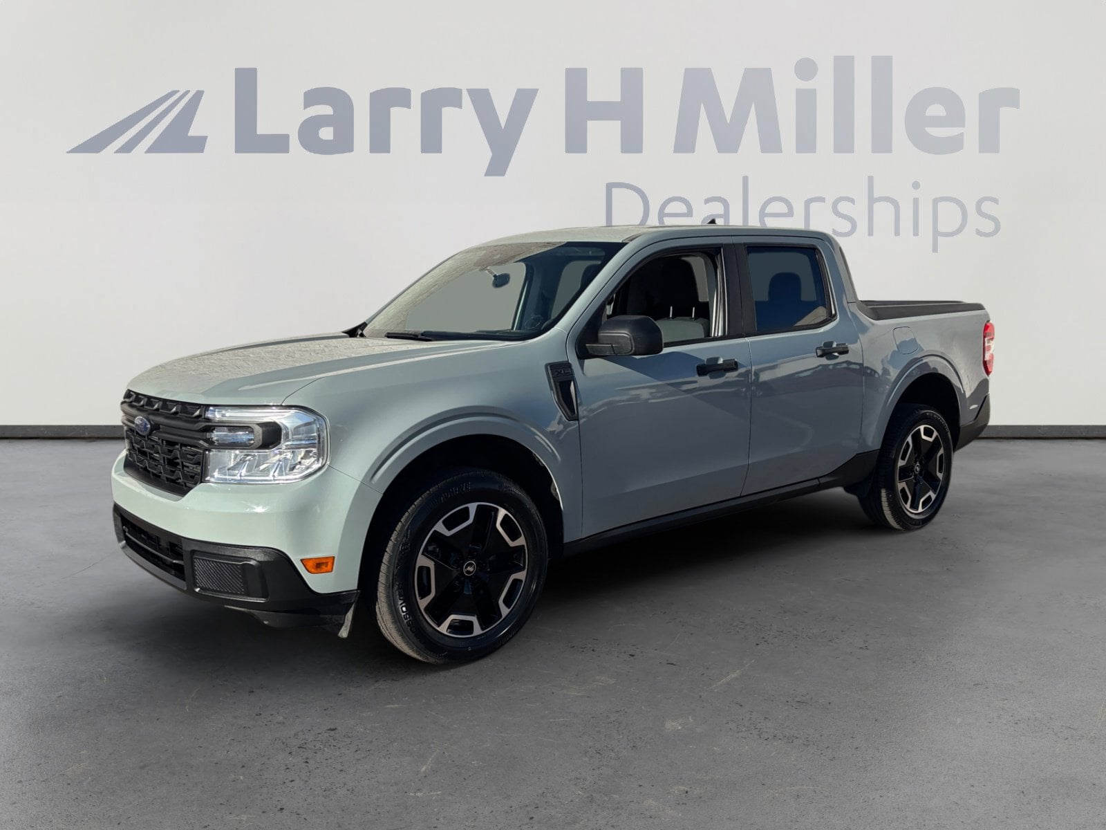 2023 Ford Maverick XL's photo