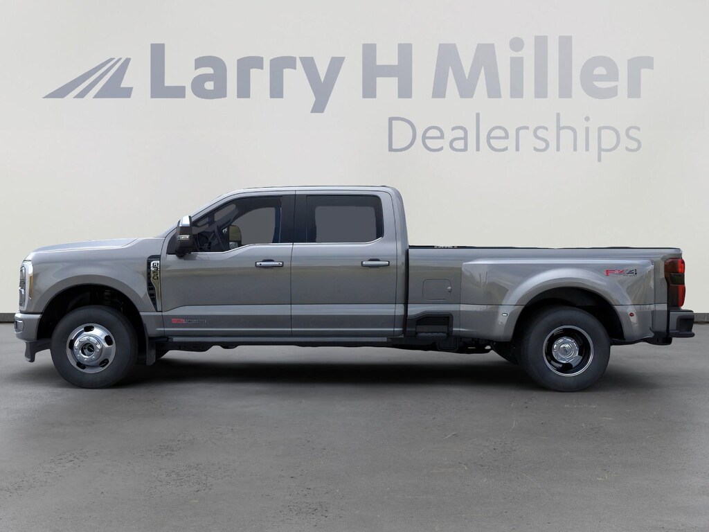 New 2026 Ford F-350 Platinum Truck Crew Cab