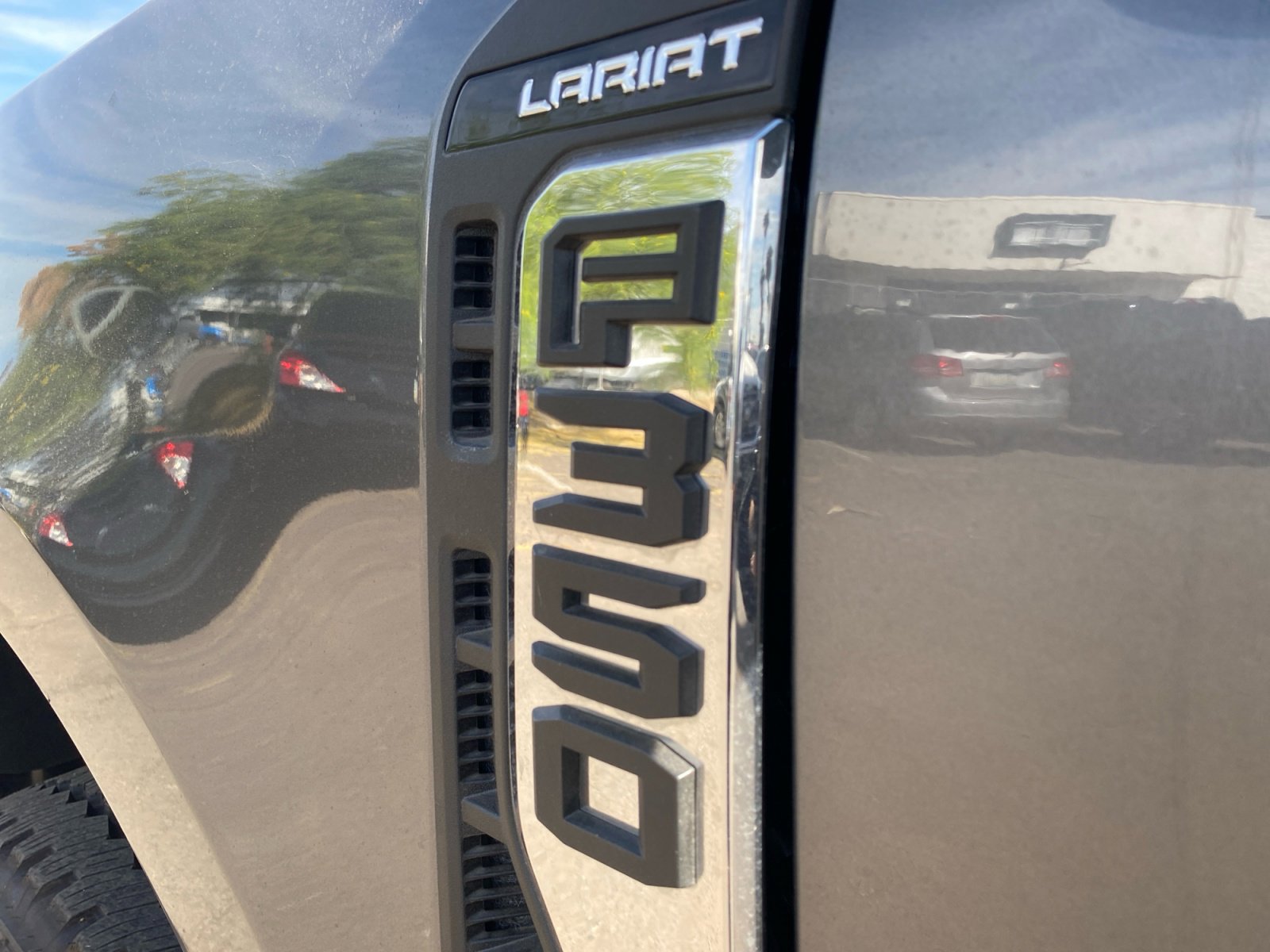 2025 Ford F-350 Super Duty Lariat - Photo 25