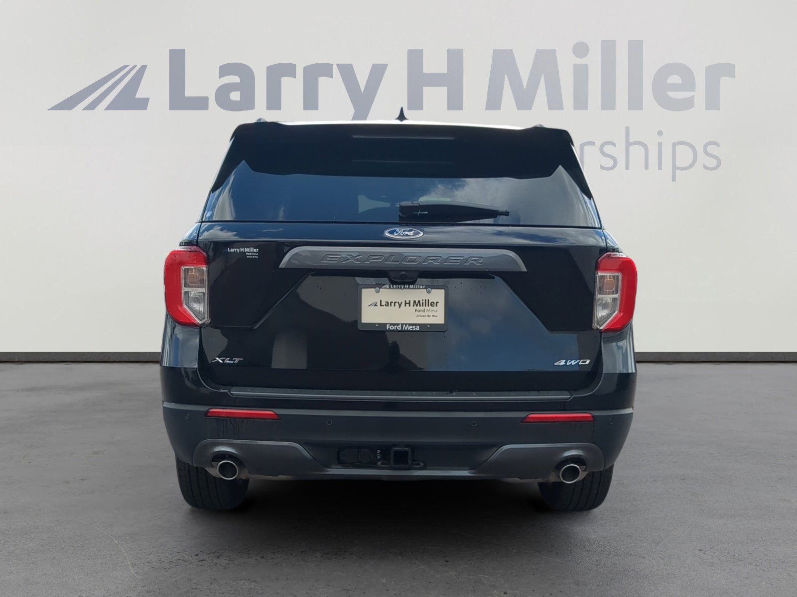 2024 Ford Explorer XLT photo 3