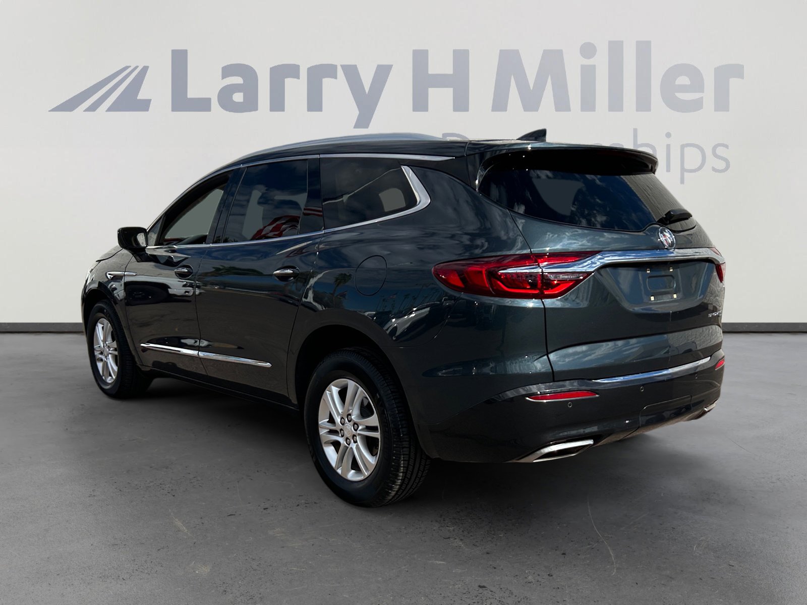 2019 Buick Enclave Essence photo 2