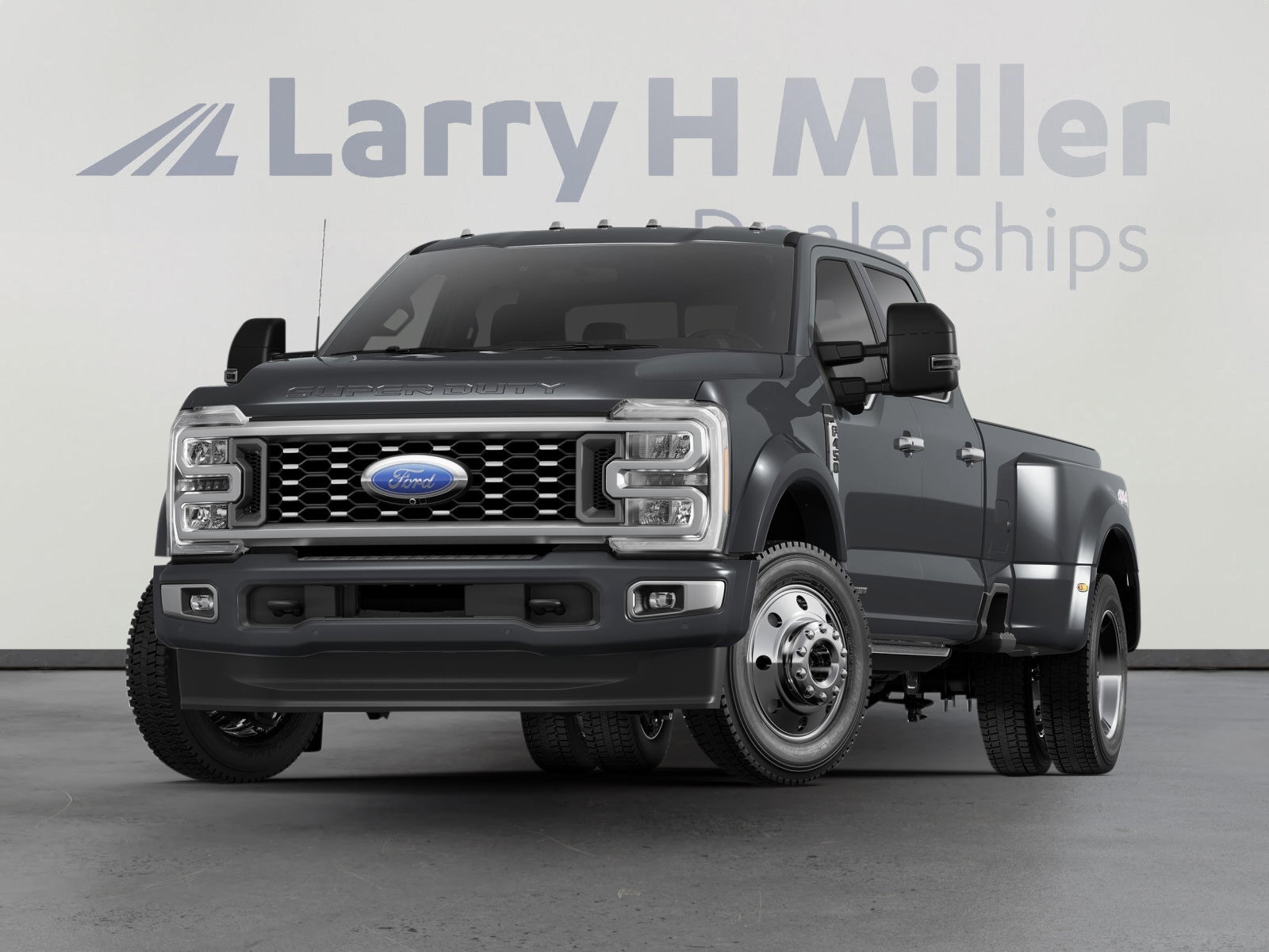 2026 Ford F-450 Platinum 4x4 Crew Cab 8' Box DRW's photo