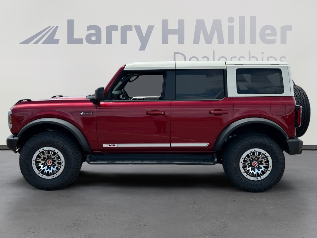 New 2026 Ford Bronco Outer Banks SUV