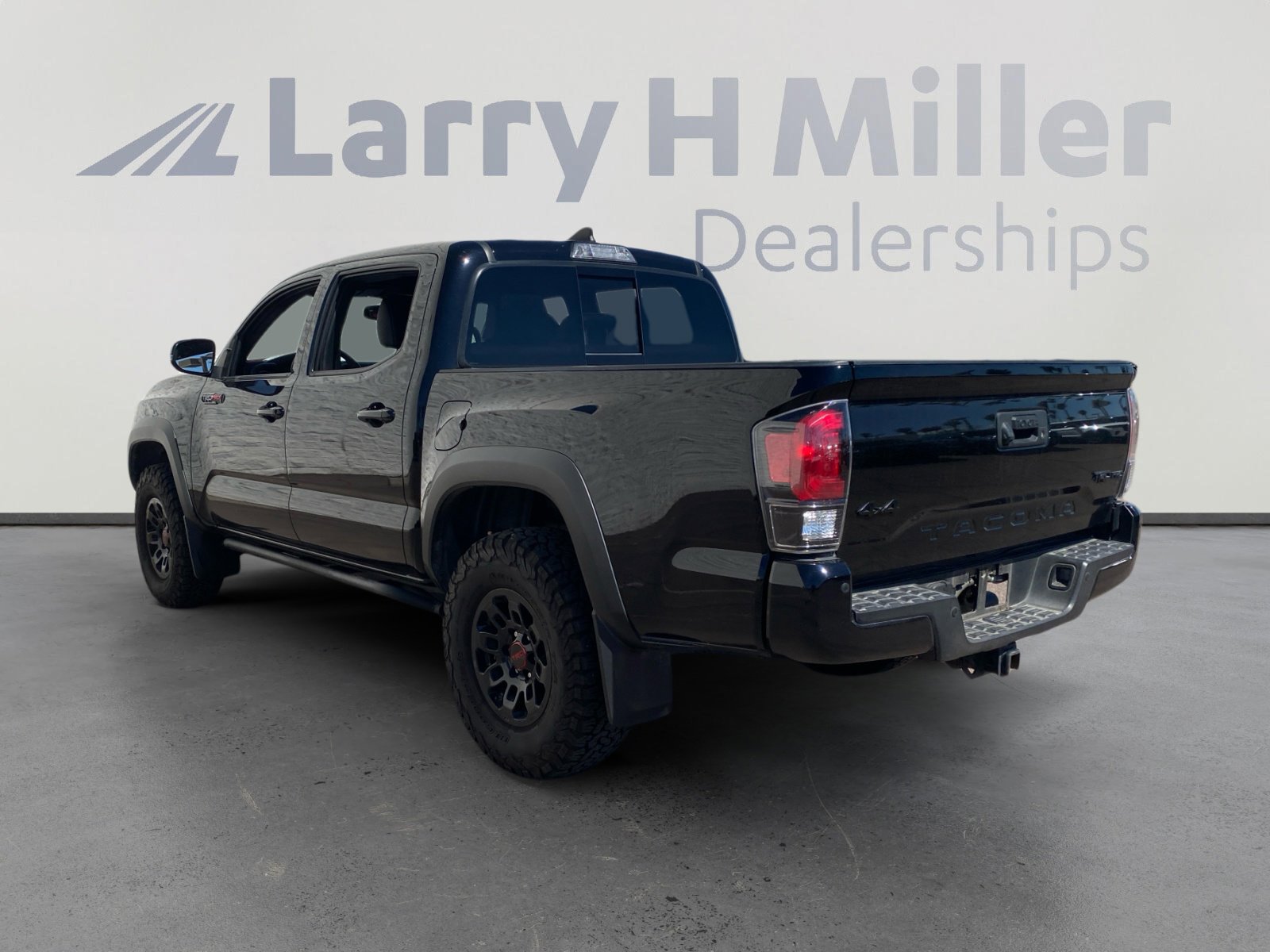 2019 Toyota Tacoma TRD Pro photo 4