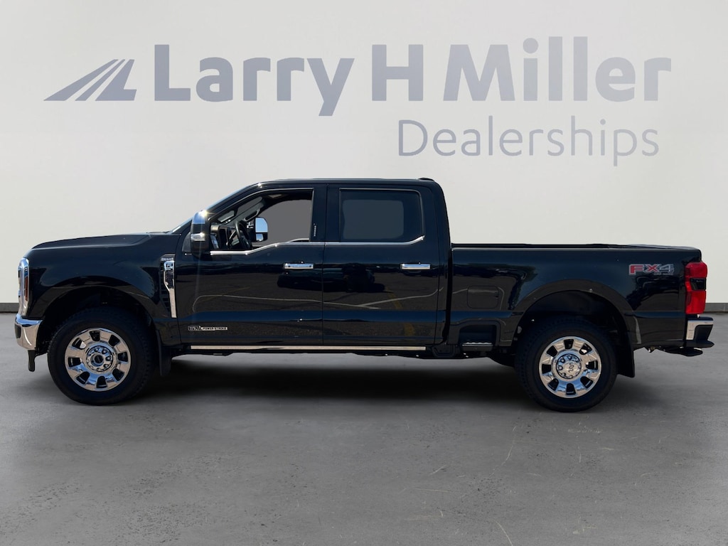 New 2026 Ford F-250 King Ranch Truck Crew Cab