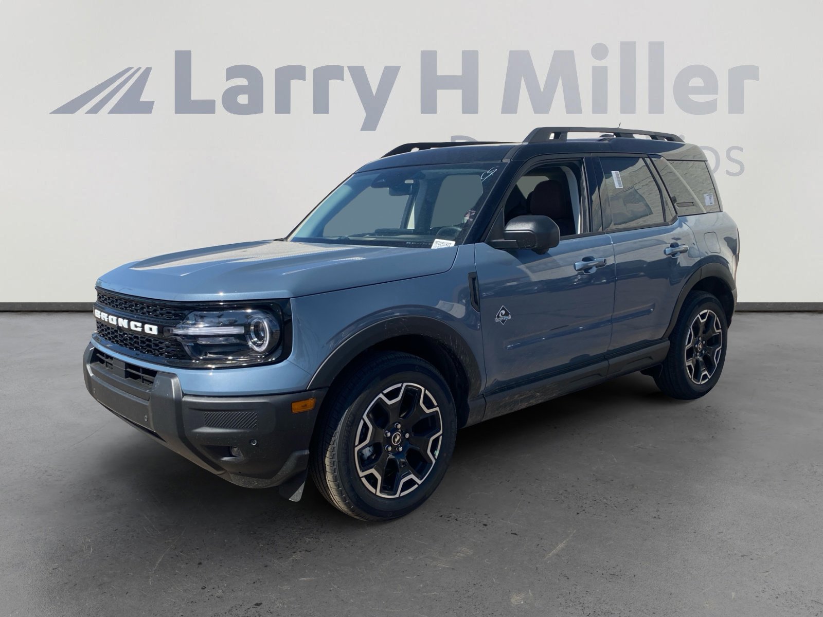 2025 Ford Bronco Sport Outer Banks's photo