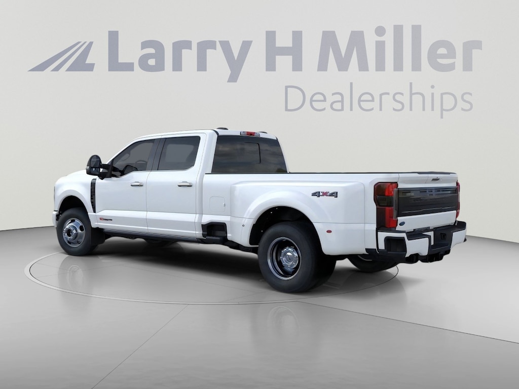New 2026 Ford F-350 Platinum Truck Crew Cab
