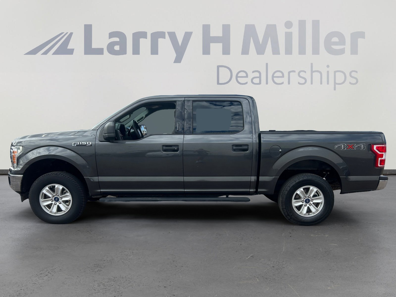 2020 Ford F-150 XLT photo 3