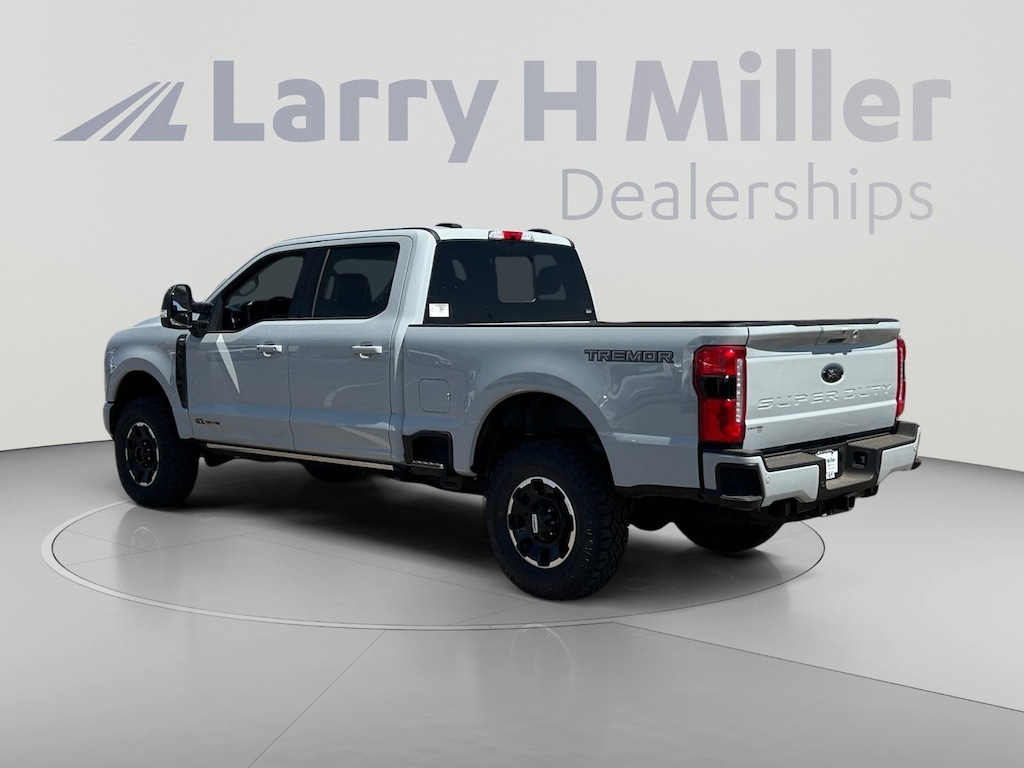 New 2026 Ford F-250 Lariat Truck Crew Cab