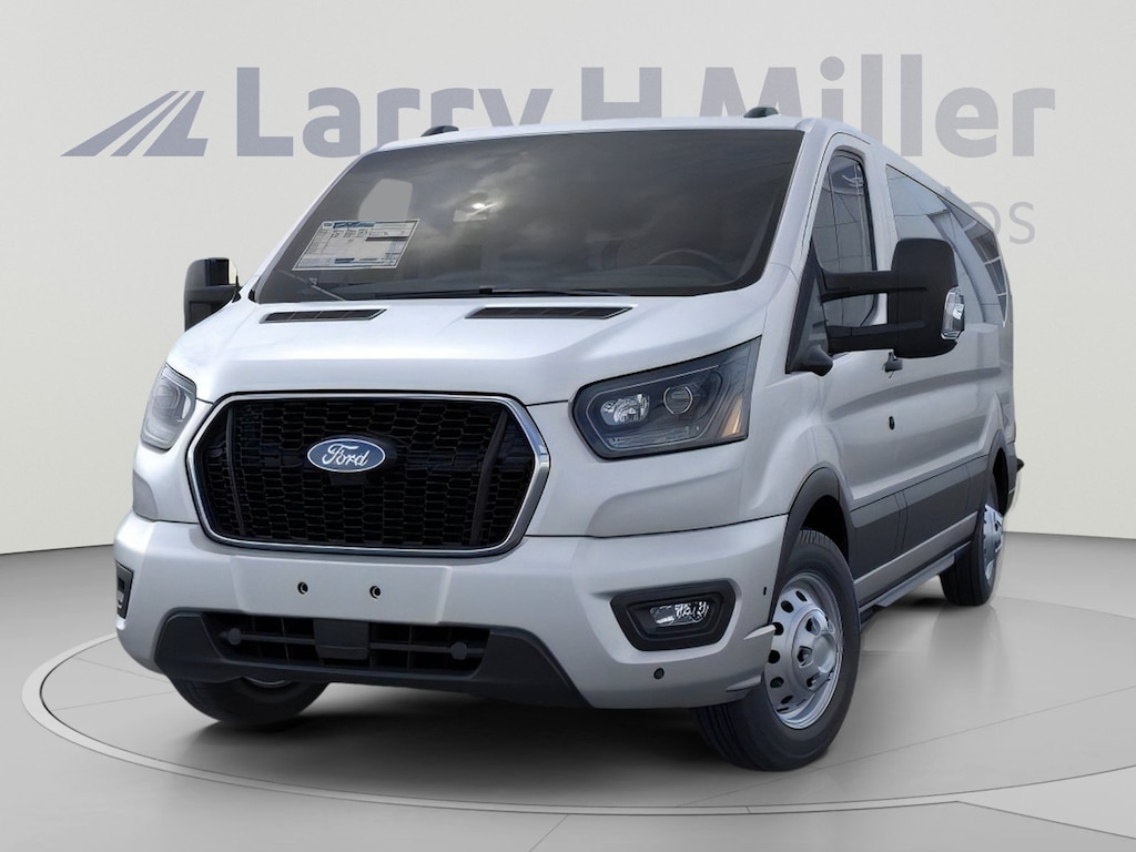New 2026 Ford Transit-350 Passenger XLT Wagon Low Roof Van