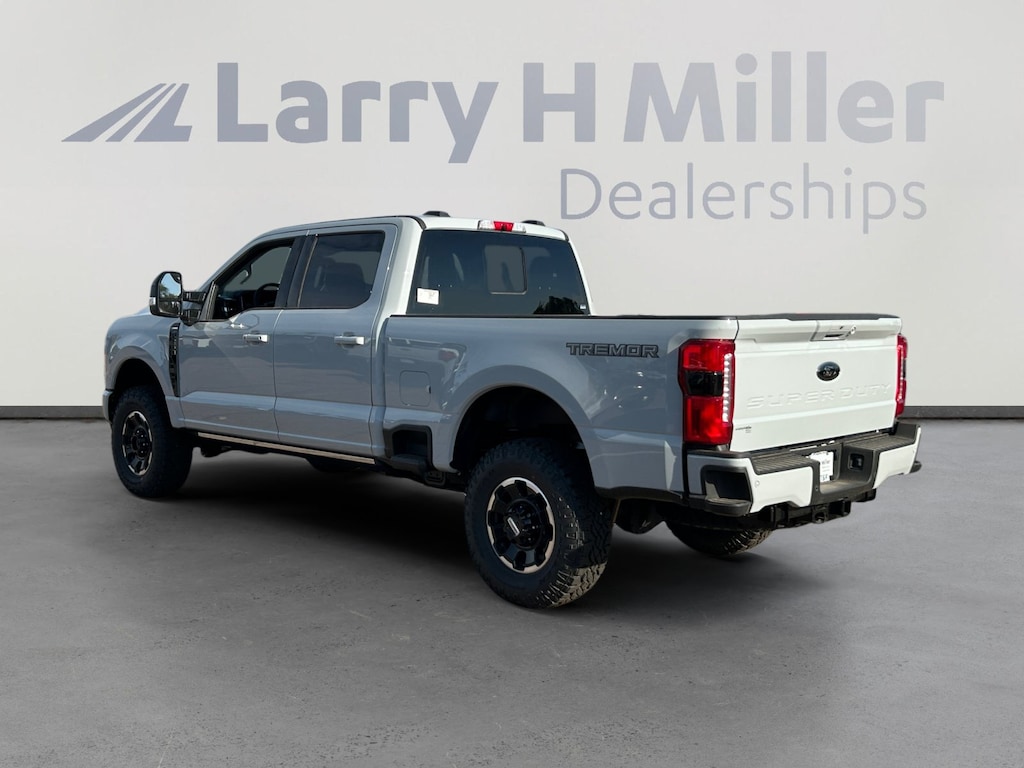 New 2026 Ford F-250 Lariat Truck Crew Cab
