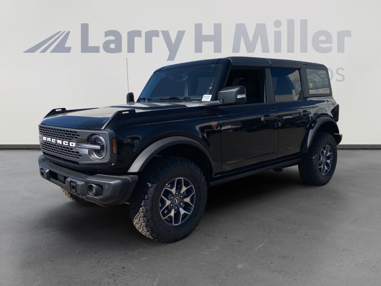 2025 Ford Bronco 4-Door Badlands's photo