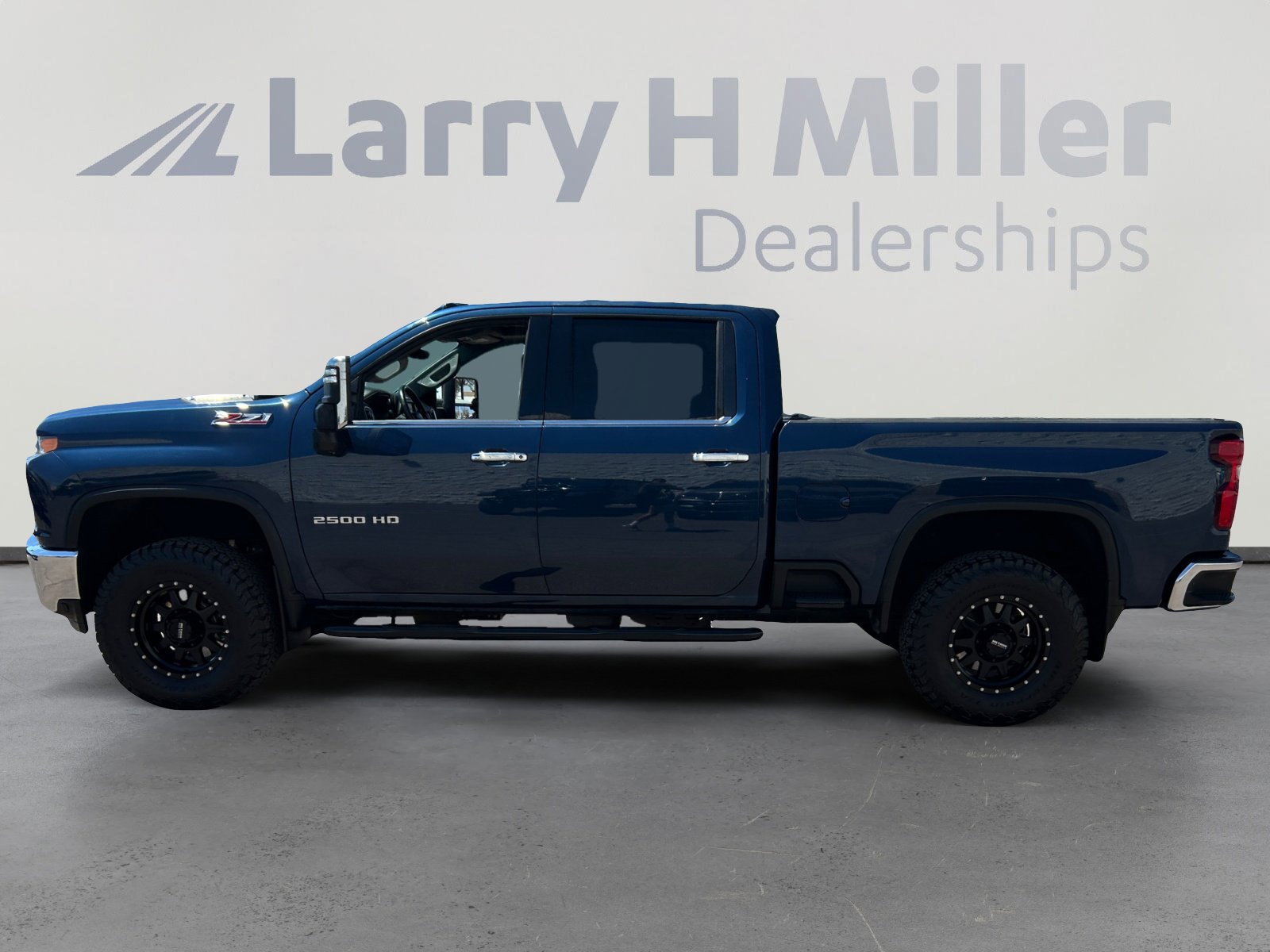 2022 Chevrolet Silverado 2500HD LTZ photo 3