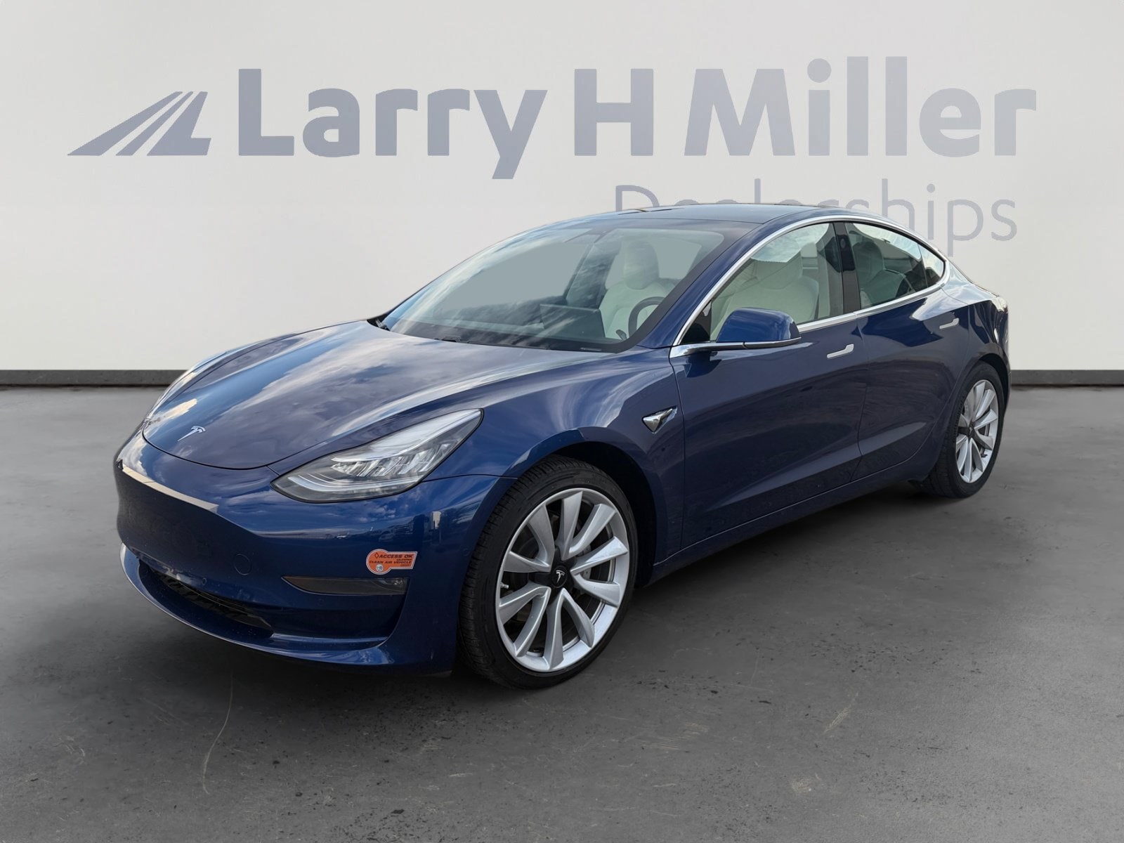 2019 Tesla Model 3 Dual Motor All-Whel Drive Long Range's photo