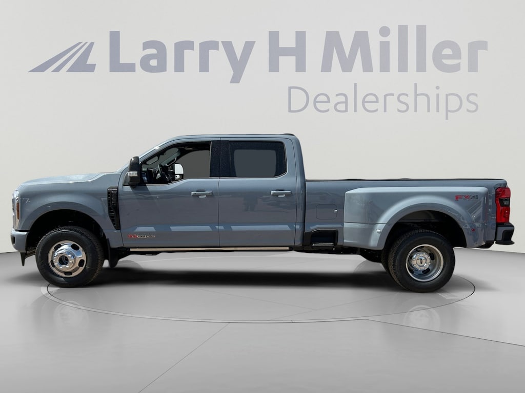 New 2026 Ford F-350 Platinum Truck Crew Cab
