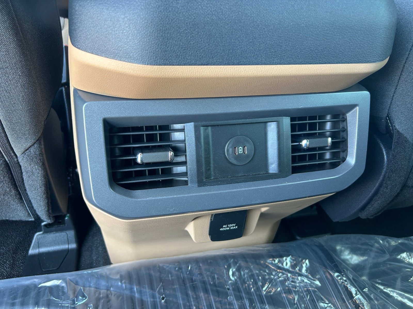 2025 Ford F-350 Super Duty XLT - Photo 34