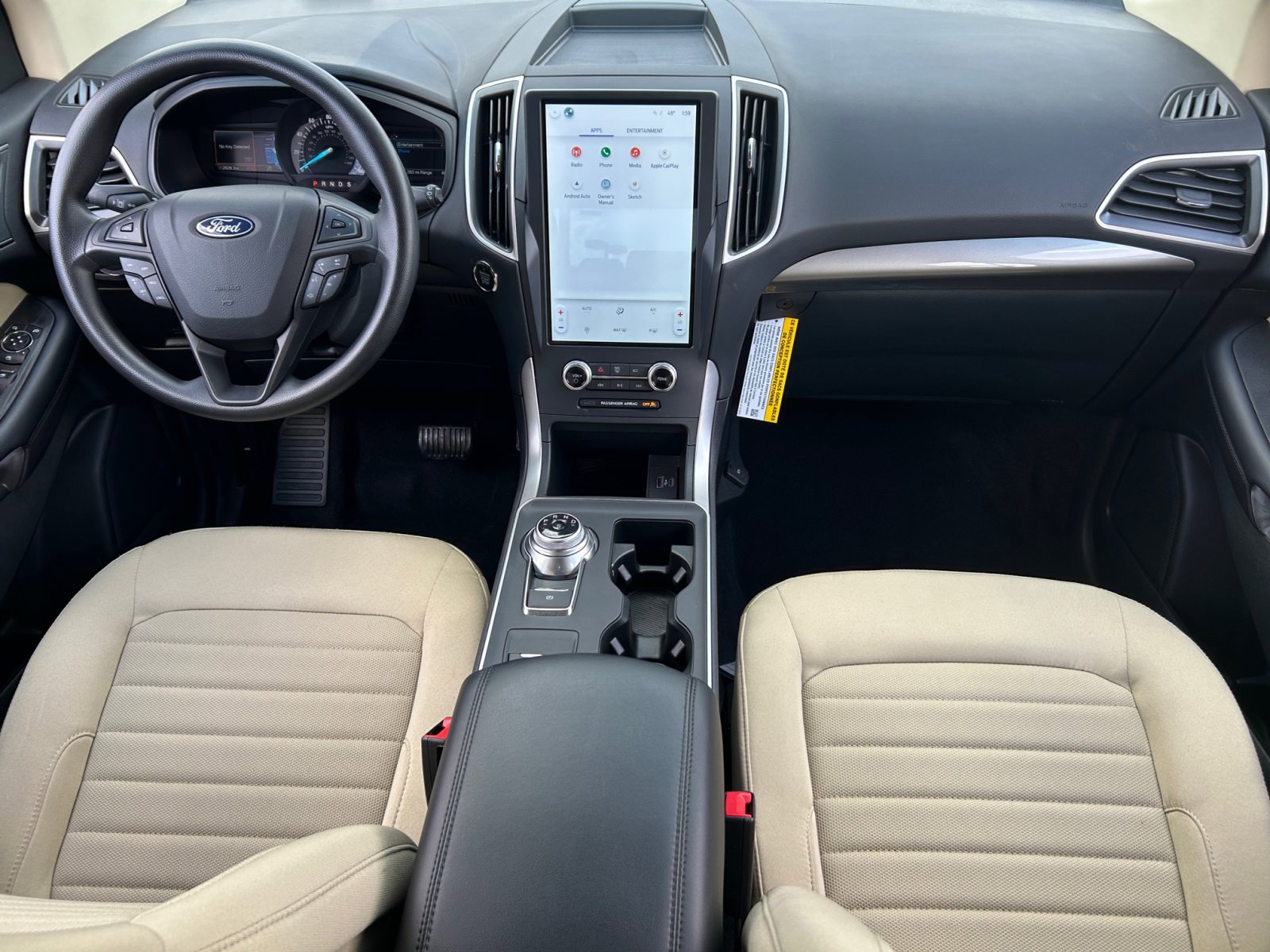 2024 Ford Edge SE photo 3