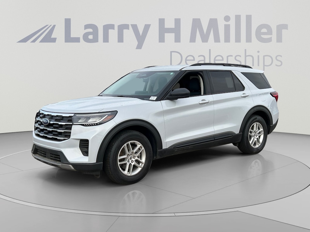 New 2026 Ford Explorer Active SUV