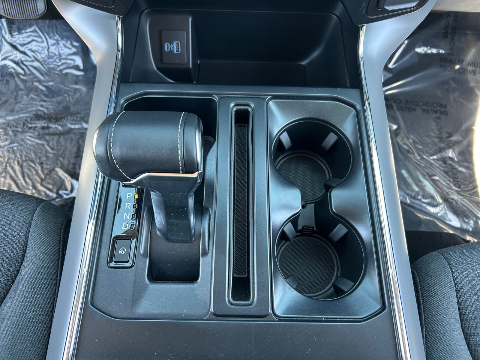 2024 Ford F-150 Lightning XLT - Photo 17