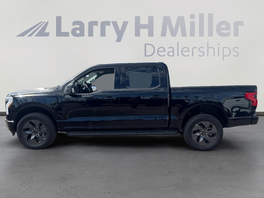 New 2025 Ford F-150 Lightning Flash TRUCK