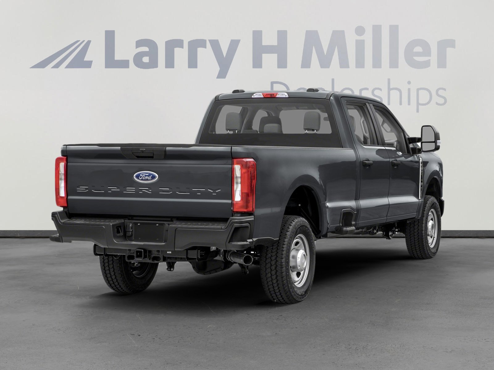 2026 Ford F-350 Platinum photo 3