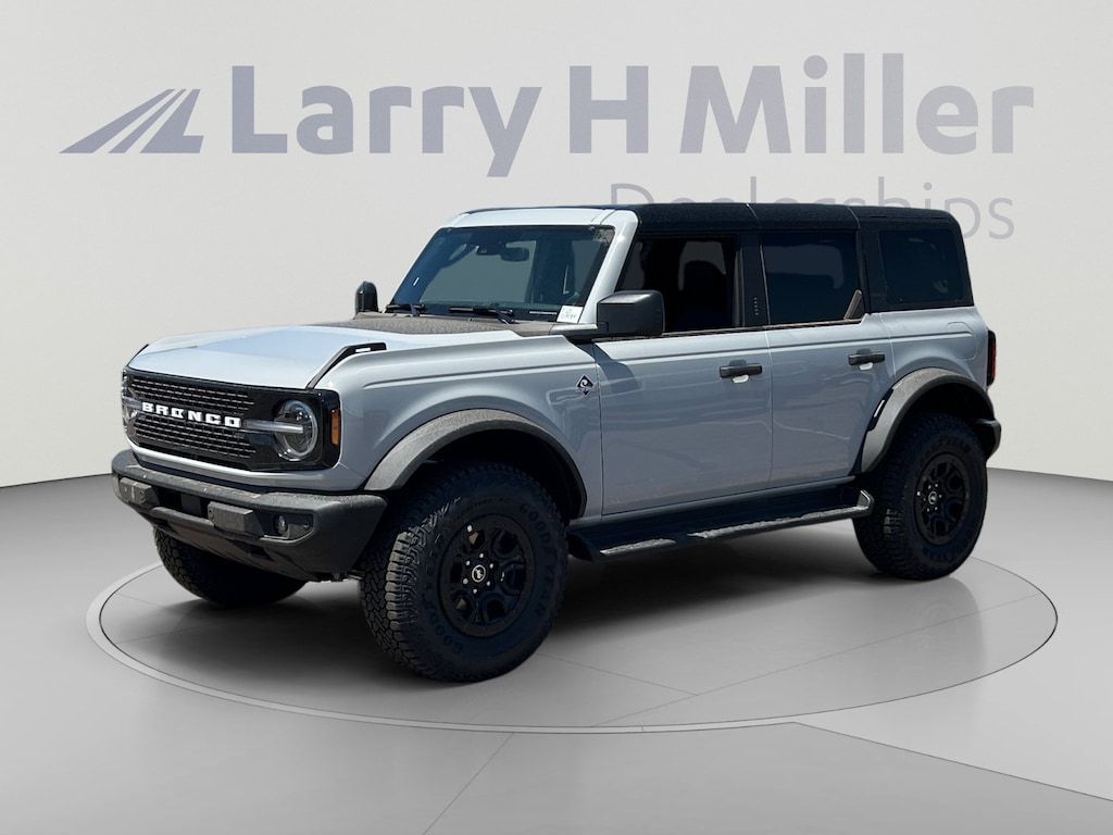 New 2026 Ford Bronco Outer Banks SUV