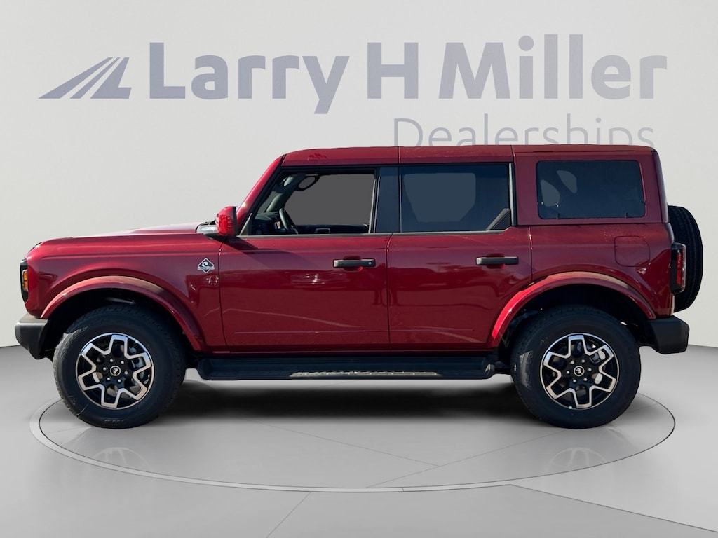 New 2026 Ford Bronco Outer Banks SUV