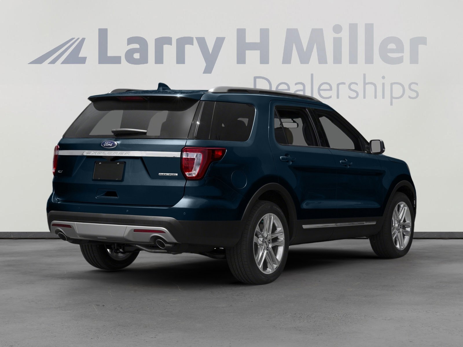 2016 Ford Explorer XLT photo 3