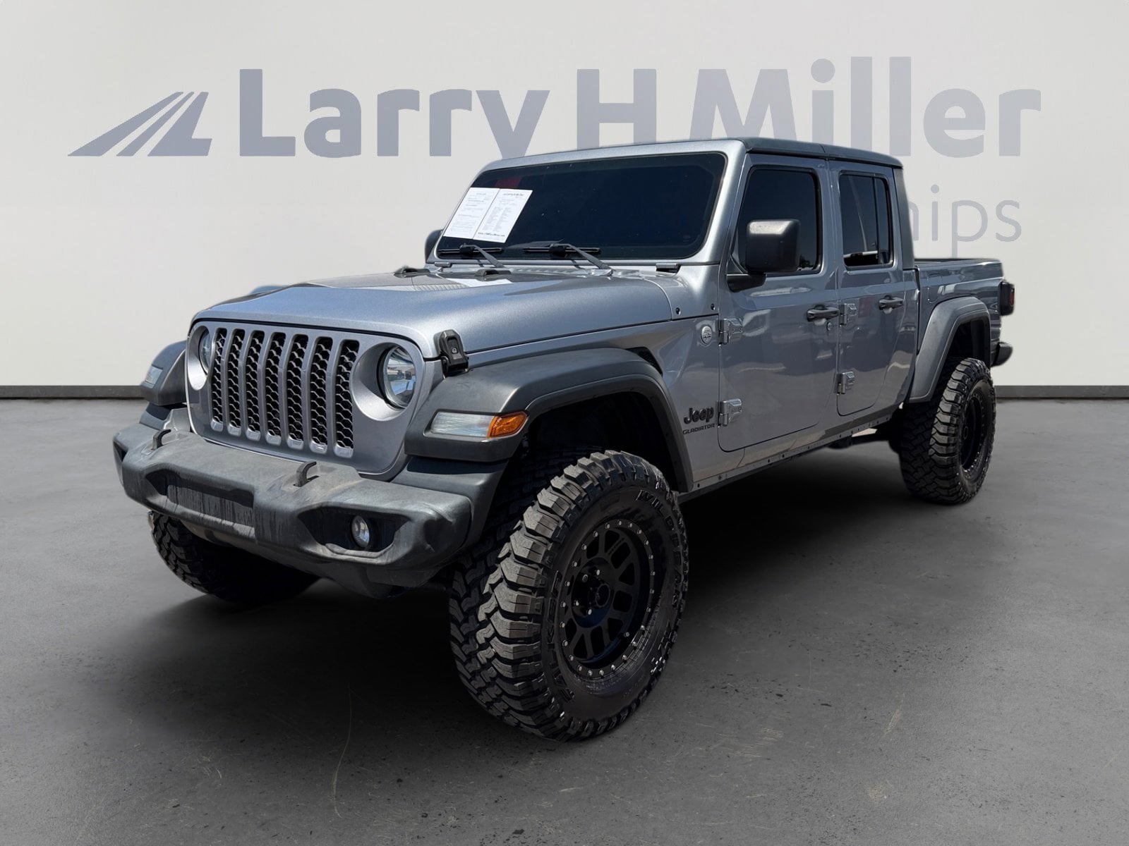 2020 Jeep Gladiator Sport S's photo