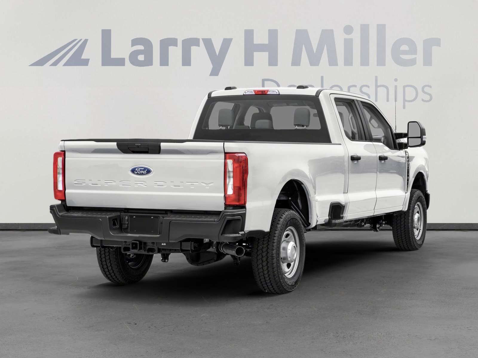 2026 Ford F-350 XLT photo 3