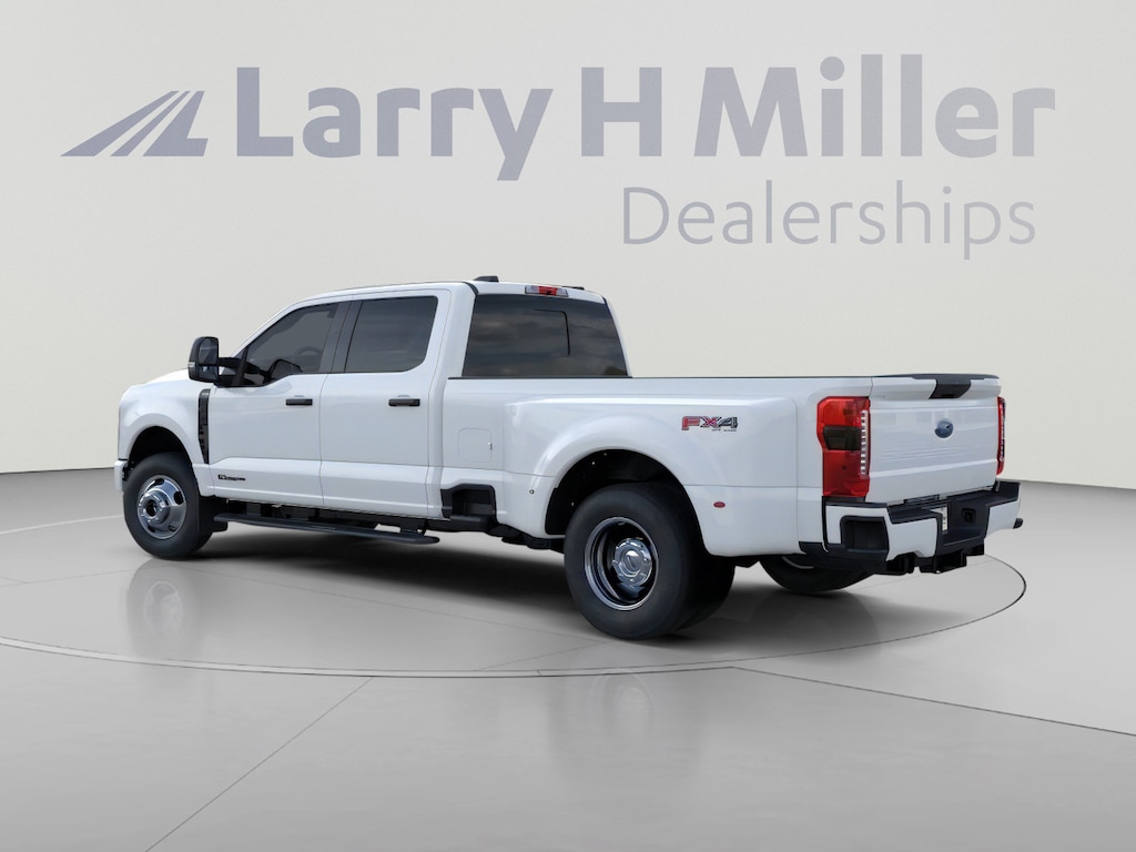New 2026 Ford F-350 XL Truck Crew Cab