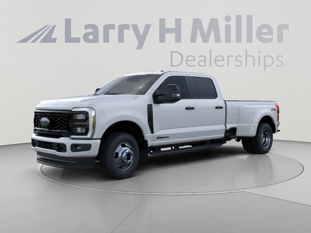 New 2026 Ford F-350 XL Truck Crew Cab