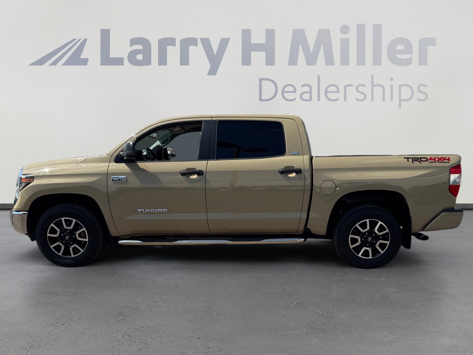 2019 Toyota Tundra SR5 Grade photo 3