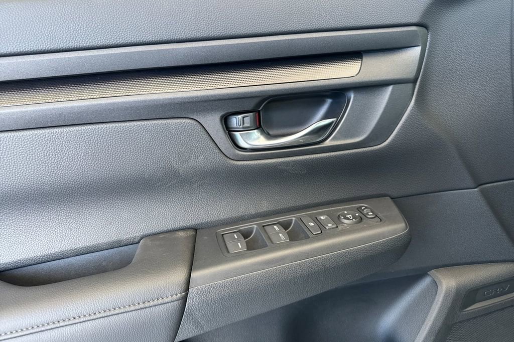 2026 Honda CR-V EX - Photo 8