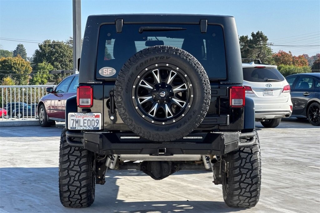 Used 2015 Jeep Wrangler Unlimited Rubicon 4x4 SUV