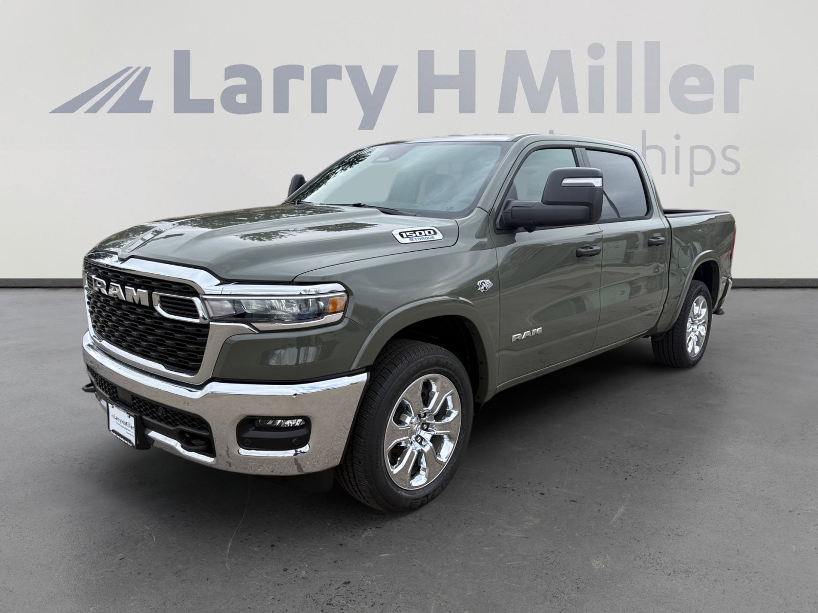 2026 RAM 1500 Big Horn/Lone Star 4x4 Crew Cab 5'7's photo