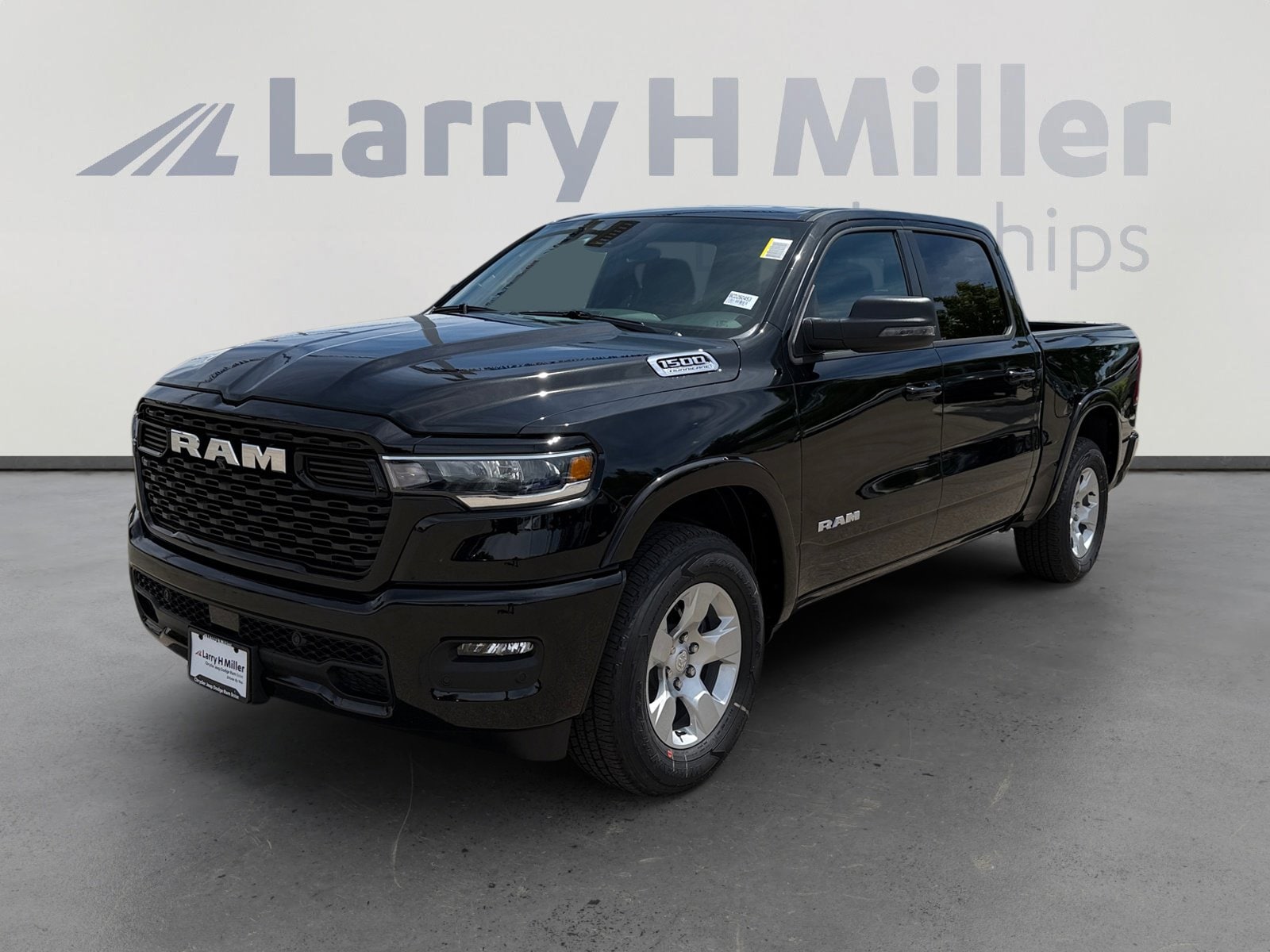 2026 RAM 1500 Big Horn/Lone Star 4x4 Crew Cab 5'7's photo