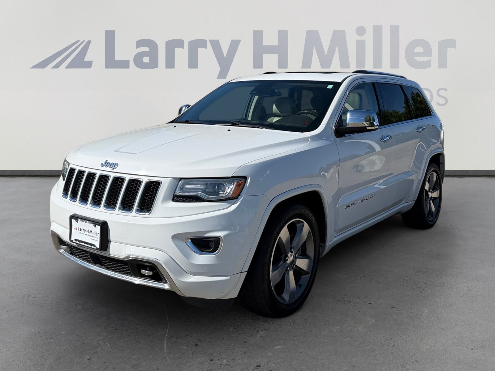 2014 Jeep Grand Cherokee Overland 4WD's photo