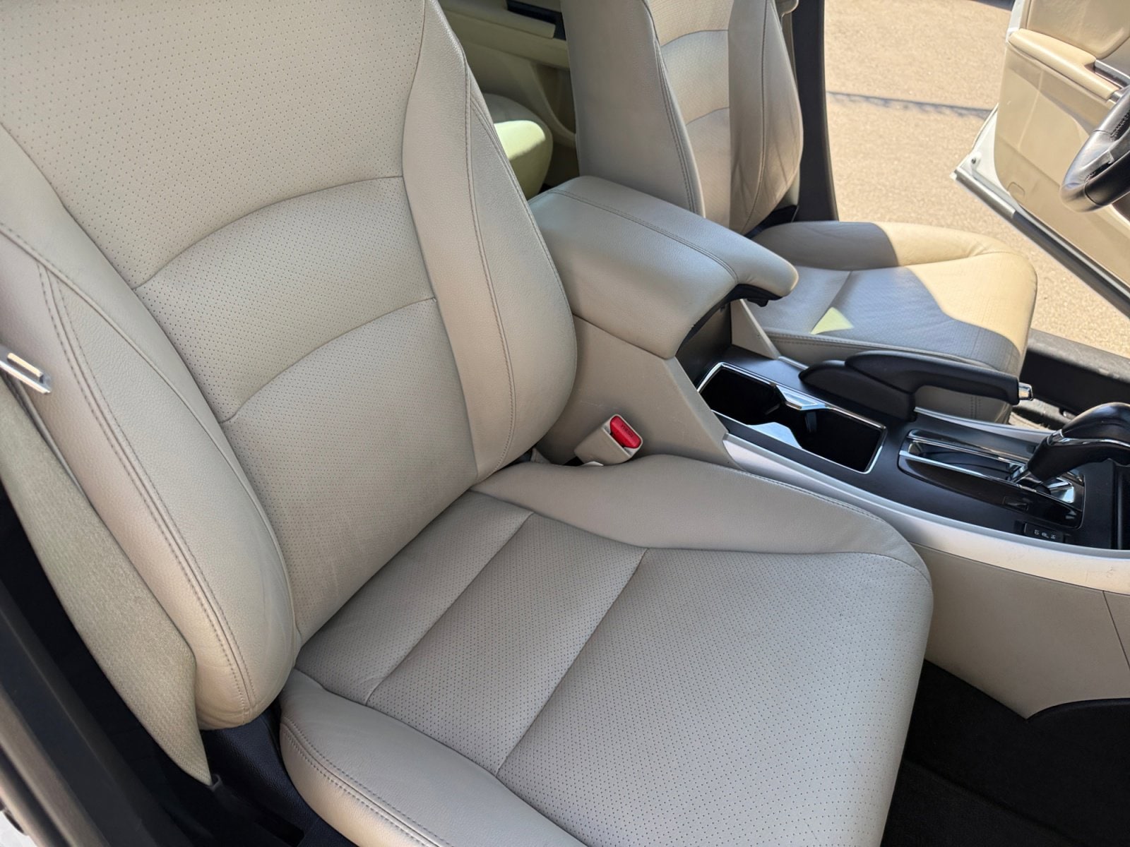 2015 Honda Accord EX-L - Photo 20
