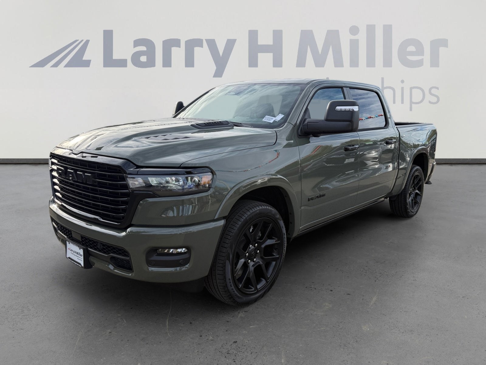 2026 RAM Ram 1500 Pickup Laramie's photo