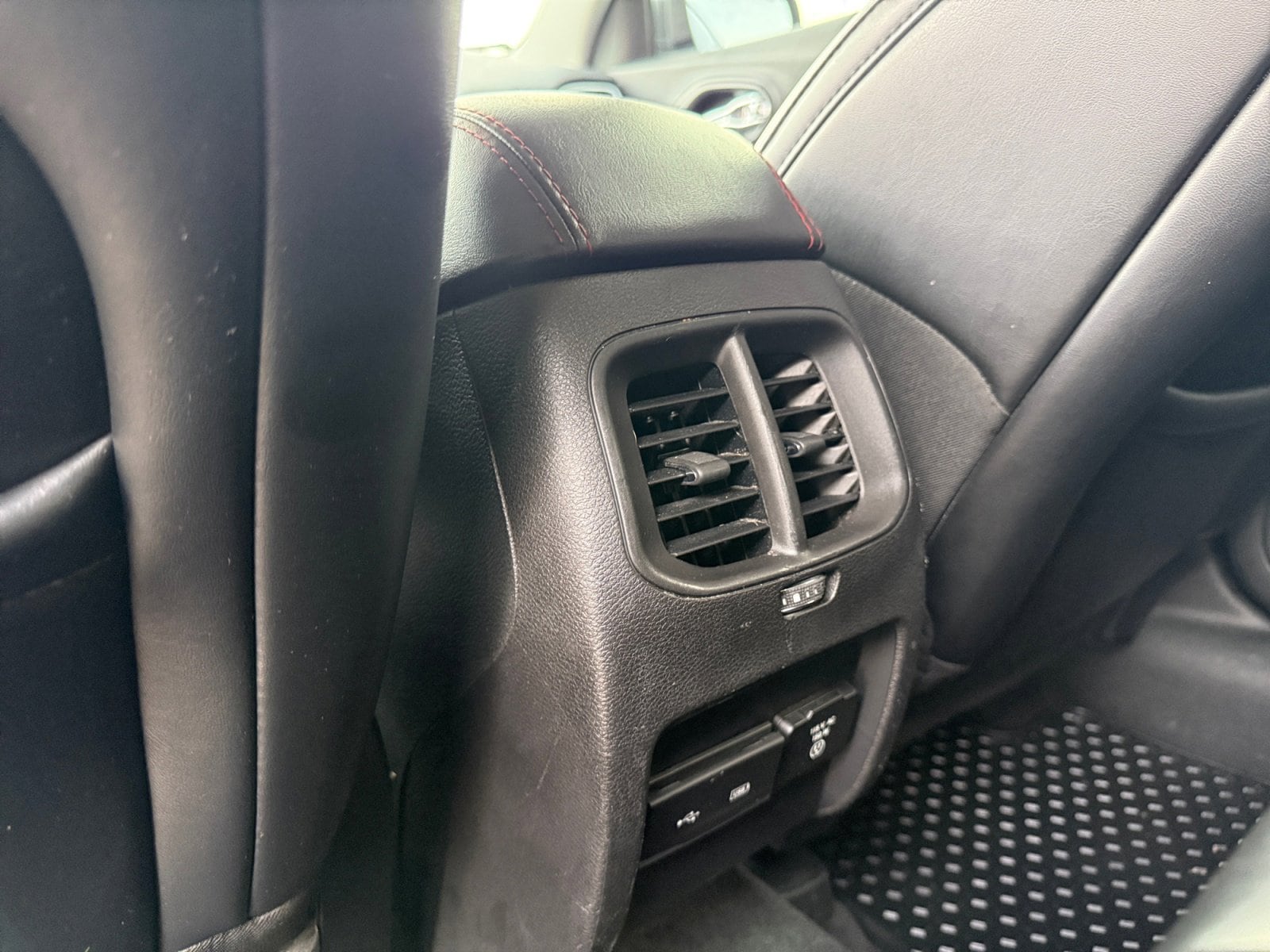 2019 Jeep Cherokee Trailhawk - Photo 33